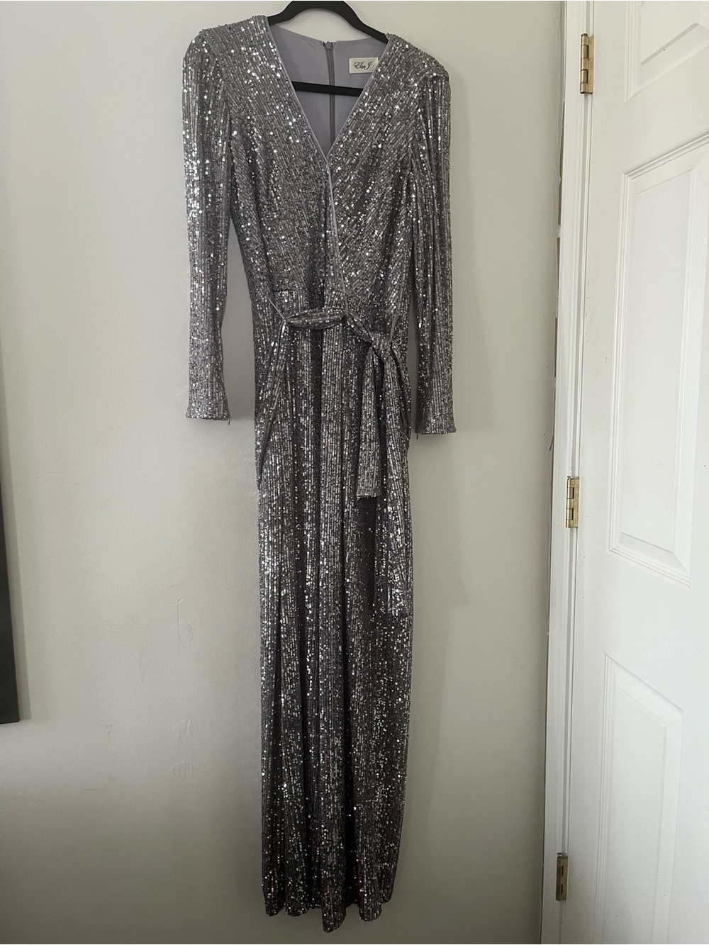 Eliza J Silver Sequin Maxi Gown 12 Long Sleeve Formal Evening Dress Wedding